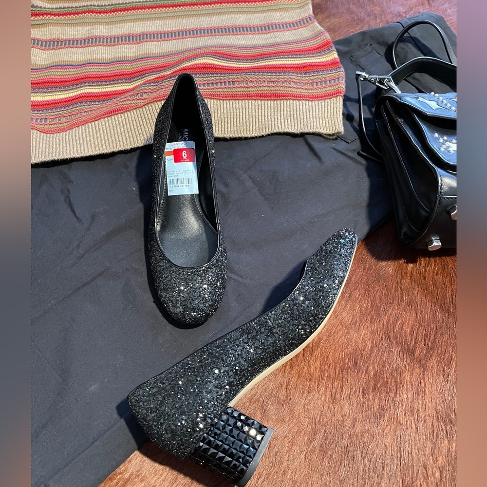 👠Michael kors women heels black size 6 - Picture 3 of 9